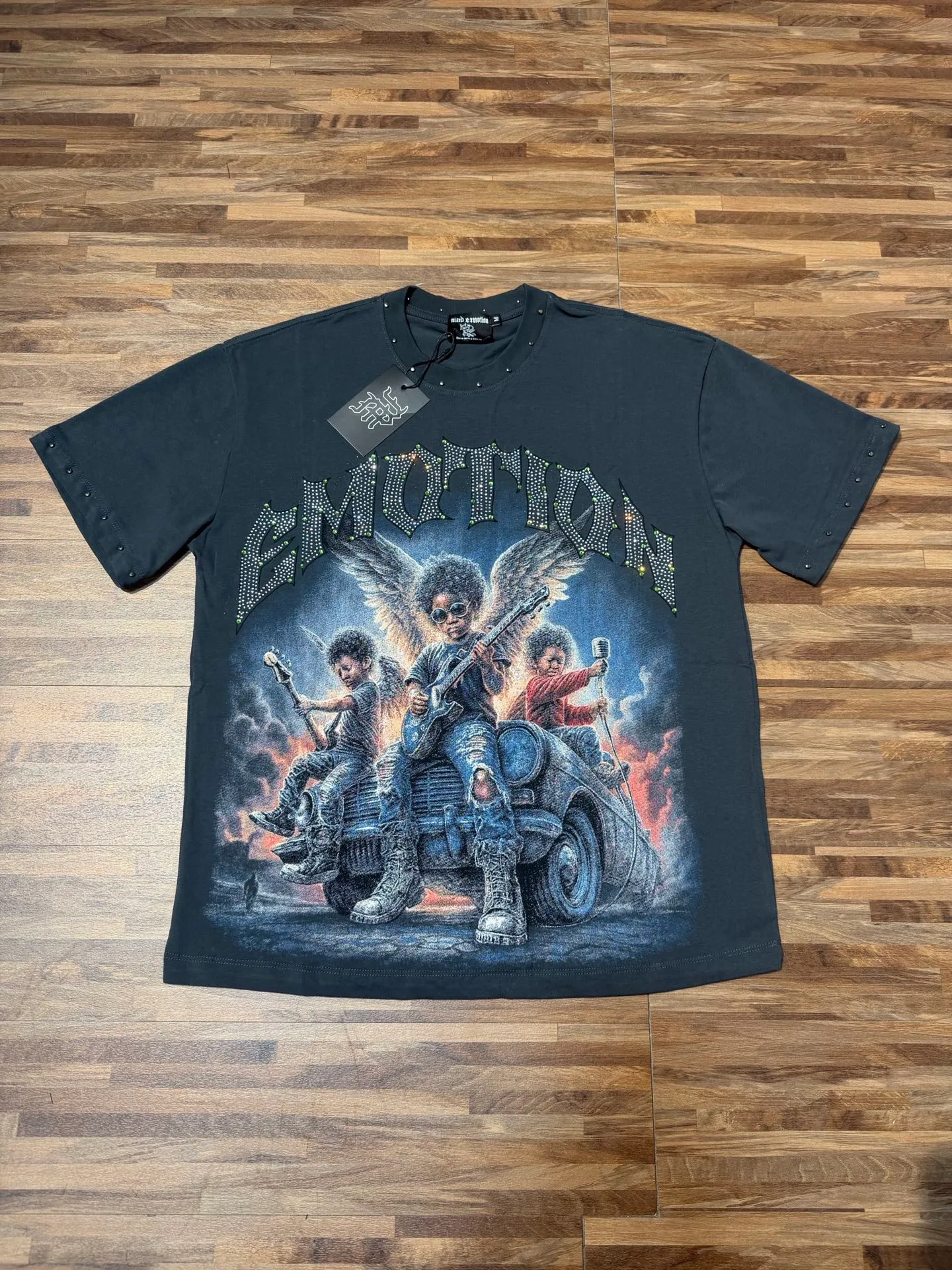 E 8112# Premium Gray/Active Black｜ MIXED EMOTION In Stock Actual Shot (Imported Australian Diamonds) American Fashion Brand Loose Casual T-Shirt Fabric (fabric): 32 counts Weight combed double yarn pure cotton Sizes (size): S-M L